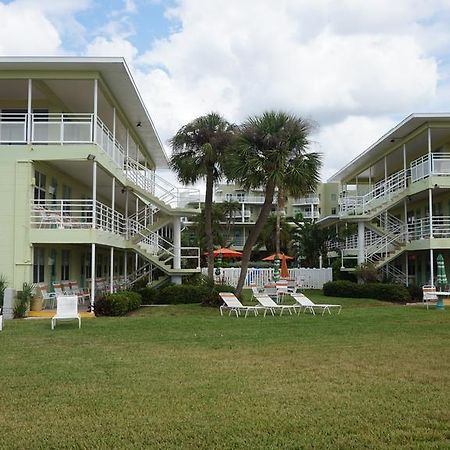 Tropic Terrace Of Treasure Island Hotel Сейнт Пийт Бийч Екстериор снимка