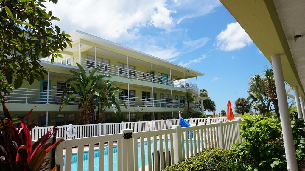 Tropic Terrace Of Treasure Island Hotel Сейнт Пийт Бийч Екстериор снимка