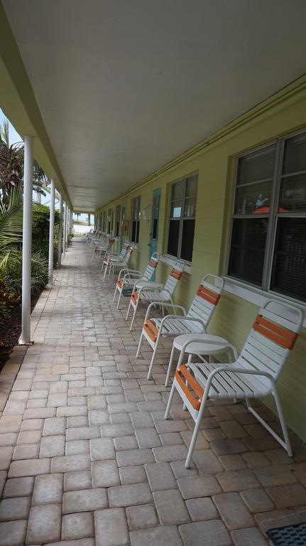 Tropic Terrace Of Treasure Island Hotel Сейнт Пийт Бийч Екстериор снимка